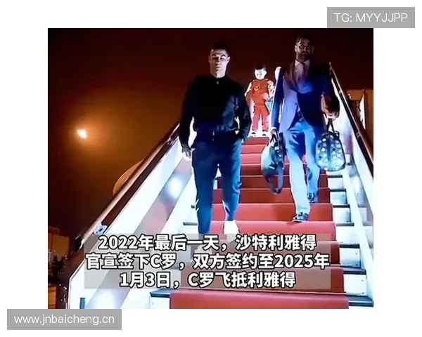 C罗随手背的那个包能付我三个月房租，刷到这图心态裂开