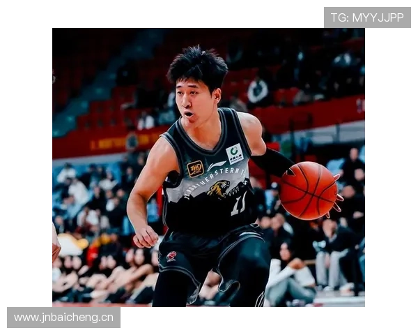 什么情况下快攻犯规会被吹罚，具体标准是什么？